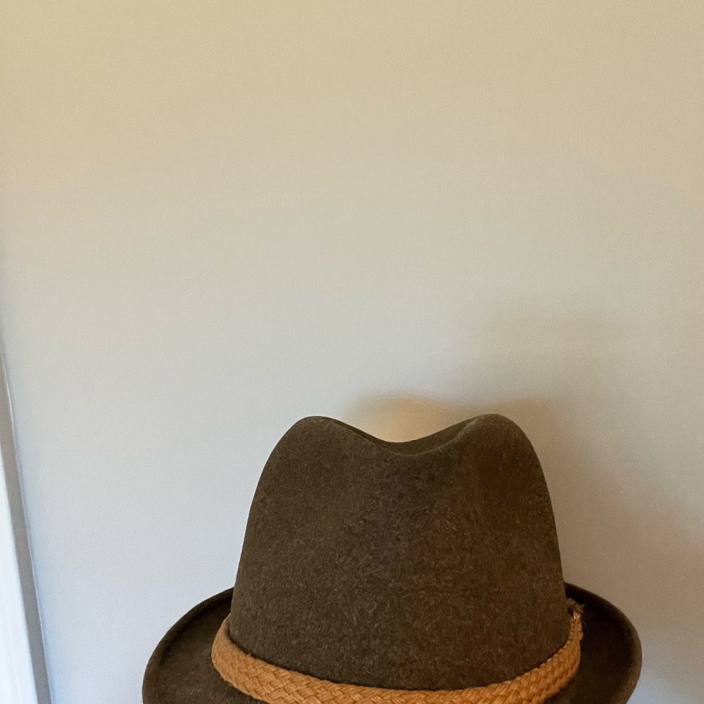 Hat - Picture 9 of 9